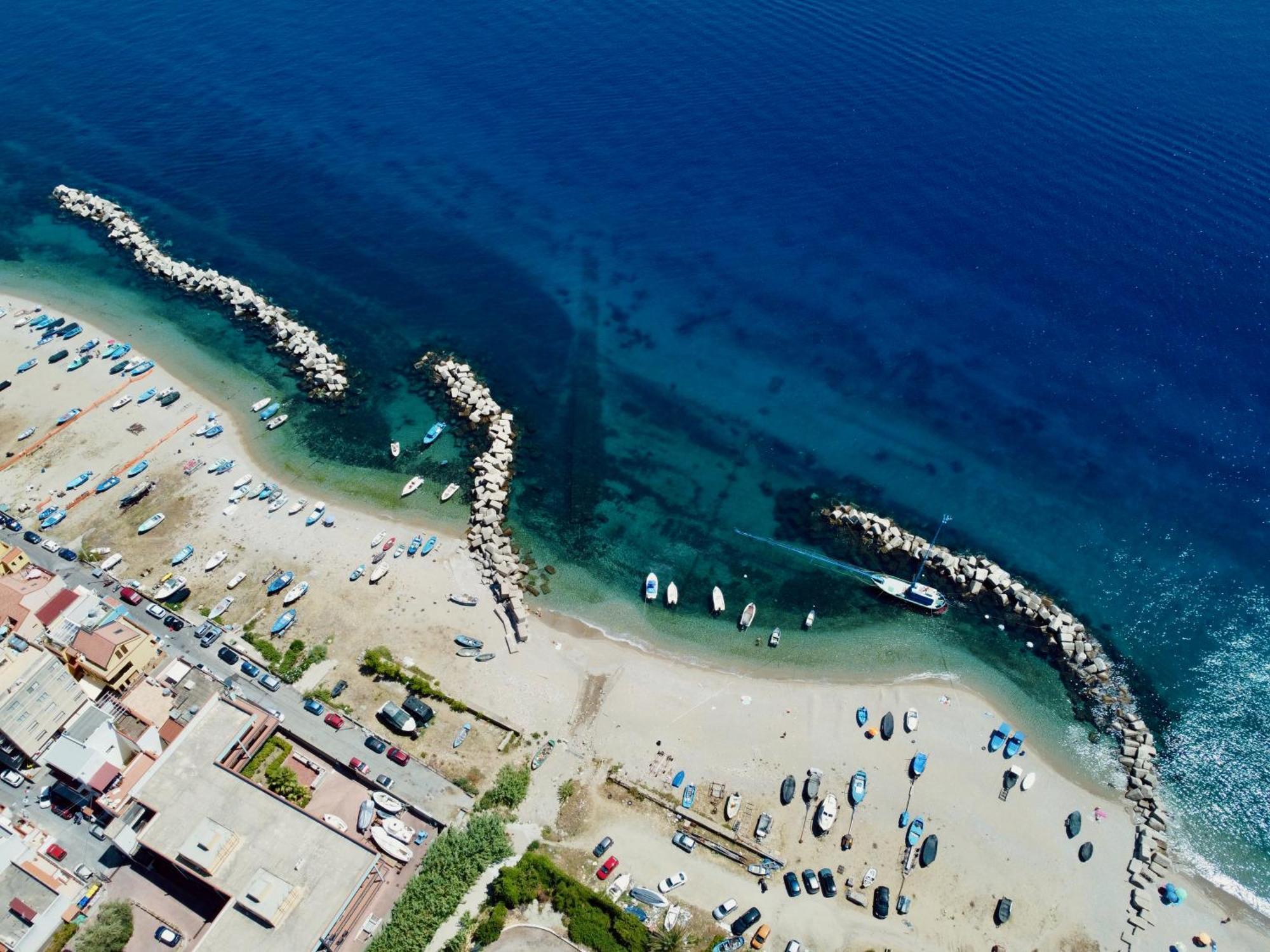 Appartamento Il Salotto Sul Mare Messina Esterno foto