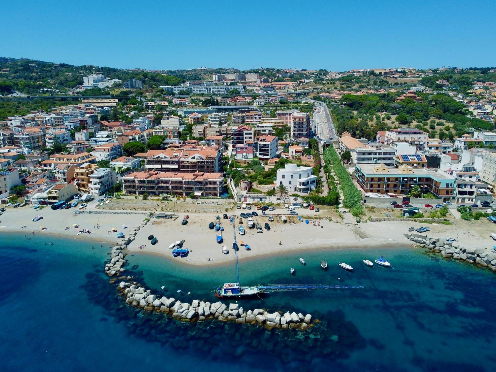 Appartamento Il Salotto Sul Mare Messina Esterno foto